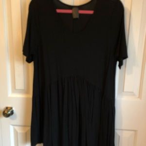 Agnes & Dora black Muse top